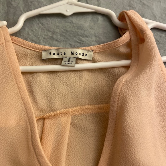 Cute peach dressy tank top! - Picture 2 of 3